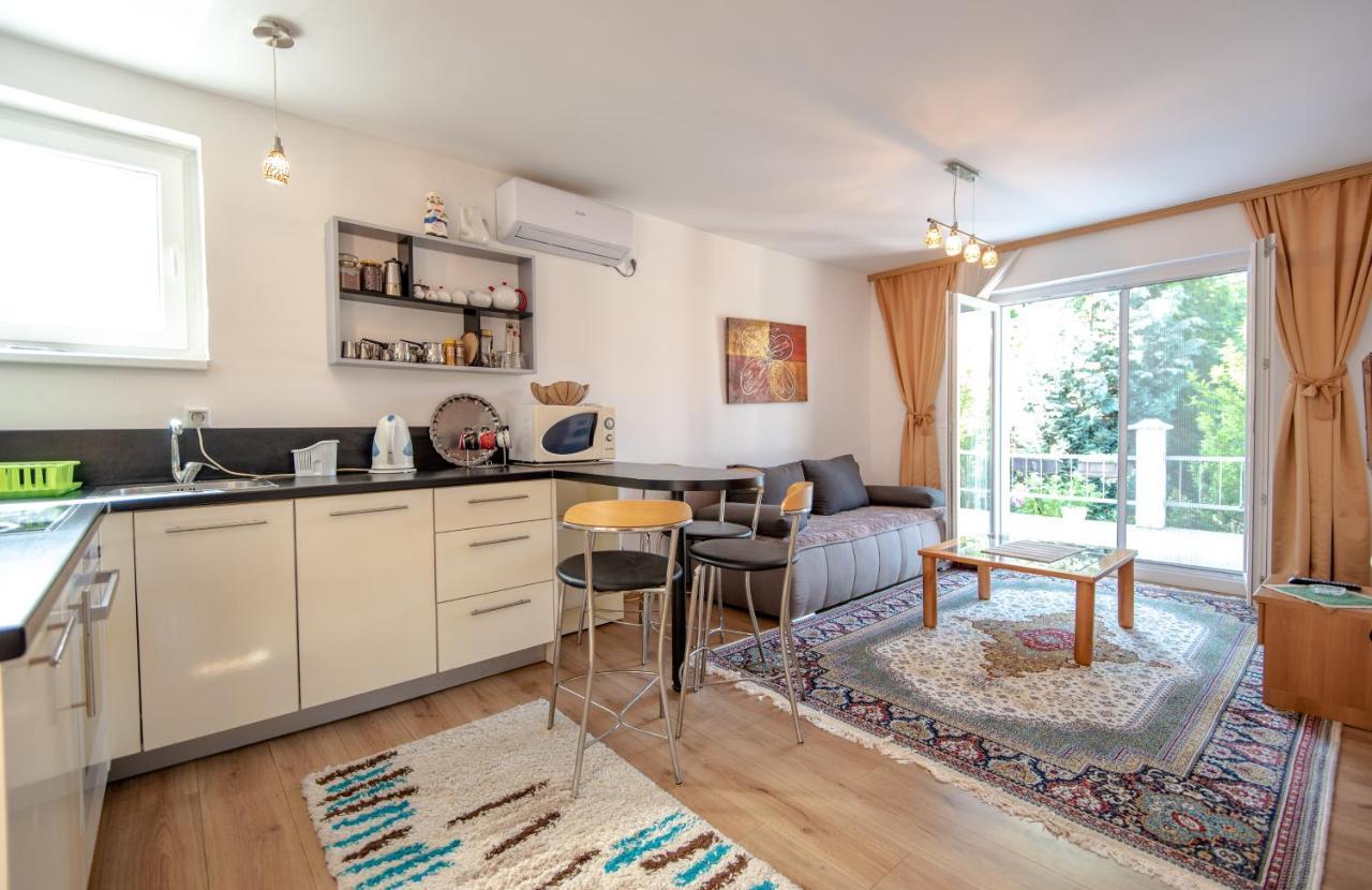 Apartman Mira サラエヴォ エクステリア 写真