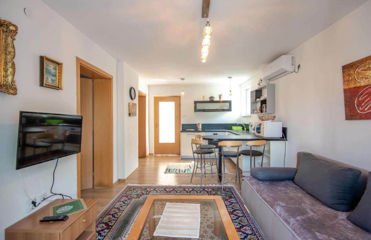 Apartman Mira サラエヴォ エクステリア 写真